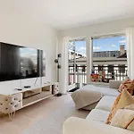 Modern Og Beautiful Apartment In Central Oslo